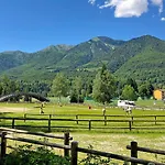Camping La Pineta *